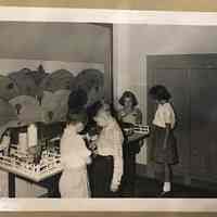          Glenwood Scrapbook: Miniature Farm Activity picture number 2
   