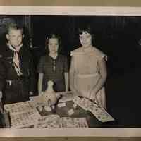          Glenwood Scrapbook: Hobby Show picture number 5
   