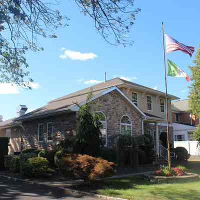 Casa Columbo (189 Main Street)