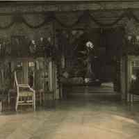 Hartshorn: 18 Crescent Place, Interior, c. 1898