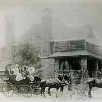          Redstone: Exterior with Carriage, 1881 picture number 2
   