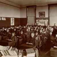 Short Hills School: Classroom Photograph