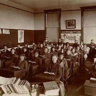Short Hills School: Classroom Photograph, c. 1905