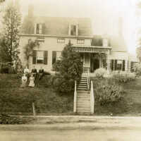 English: Dr. David E. English Home, Millburn Avenue and Holmes Street