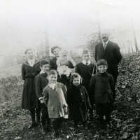 Tighe: Tighe Family on Whittingham Farm, c. 1919