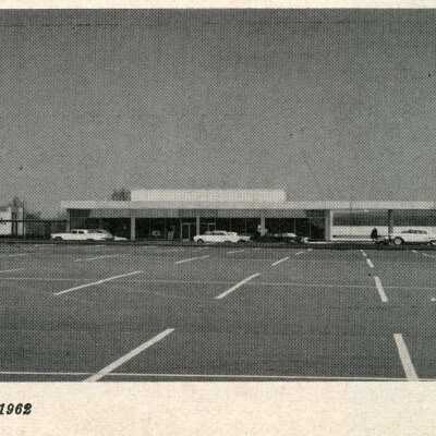 Stouffer's Restaurant: Photograph from Architectural Record, June 1962