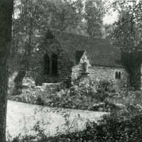 Hartshorn: Arboretum Stone House Chimney Side