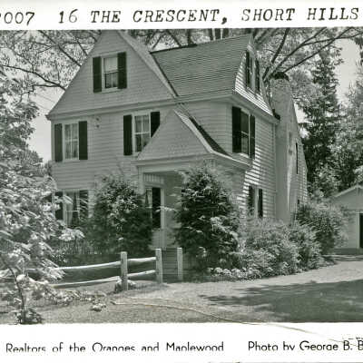 16 The Crescent, Short Hills