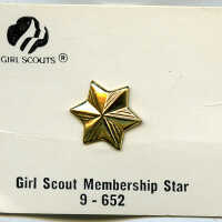 Scouts: Girl Scout Membership Star 9-652