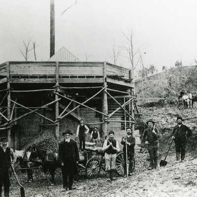 Hartshorn: Hartshorn's Quarry in Springfield, c. 1890