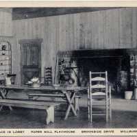 Paper Mill Playhouse: Fireplace in Lobby