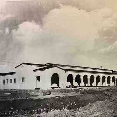 Boulder City U.S. Bureau of Reclamation: administration building and Dormitory no.1: under construction, January 1932