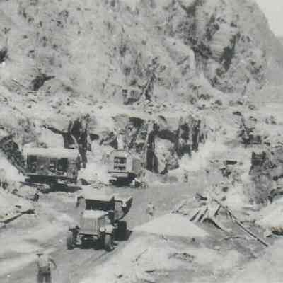 Hoover Dam construction: foundation excavation 1933