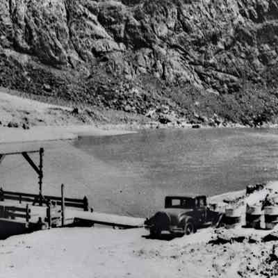 Colorado River Ferries: Kingman Wash Ferry