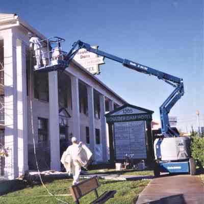 Boulder Dam Hotel column reconstruction November 11, 1999