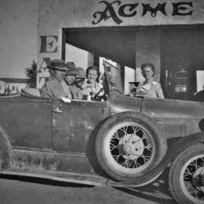Boulder City restaurants, cafes, coffeehouses: Smith's Root Beer