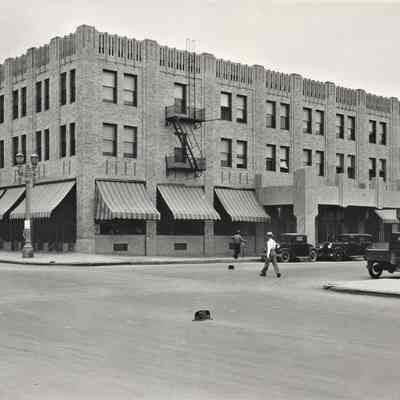 Las Vegas hotel/casinos: Apache Hotel and Casino, 1930's