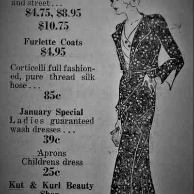 Las Vegas clothing stores: Fanny's Dress Shop advertisement
