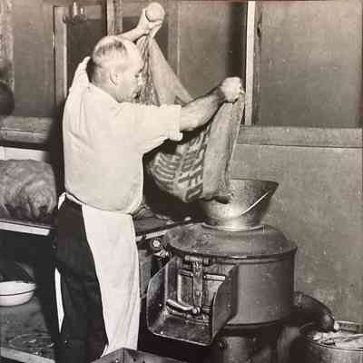 Anderson Brothers Mess Hall 1932