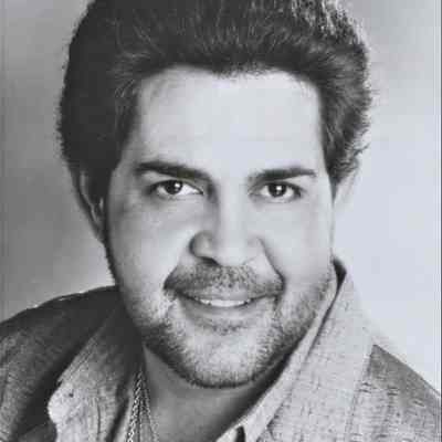 Armando hosted a Day of Beauty seminar at the Boulder Dam Hotel 1995