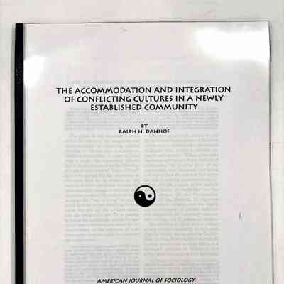 The Accommodation and Integration of Conflict Cultures in a Newly Established Community