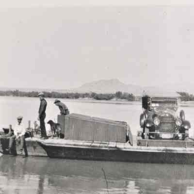 Colorado River- ferries; near Cottonwood Island 1920s