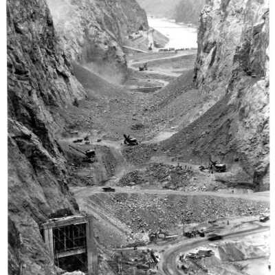 Hoover Dam construction: general view