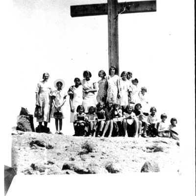 Boulder City churches: Sunrise Easter services on Cross Hill, 1934
