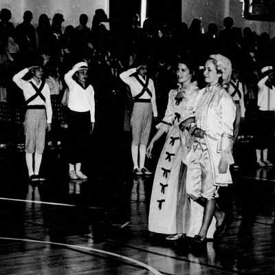 Martha and George Washington, 1982