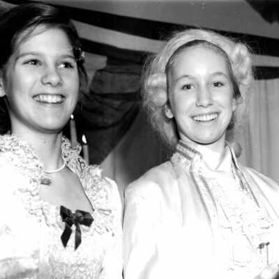 Martha and George Washington, 1982
