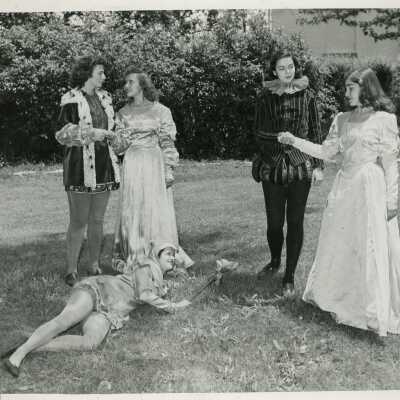Ward-Belmont Leading Actresses in "As You Like It"
