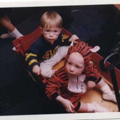 1998 alumnae Halloween Carnival