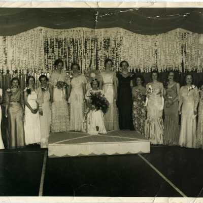 Students in formal gowns, 1940s