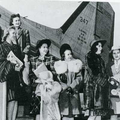 Ward-Belmont Students Traveling by Airplane
