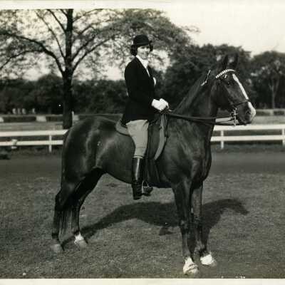 Photo of Rebekah Shamblin sitting on a horse