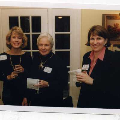 1998 Alumnae Holiday Party