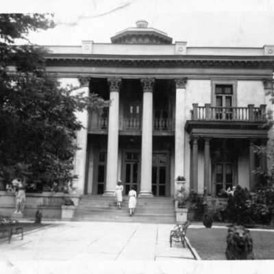 Acklen Hall