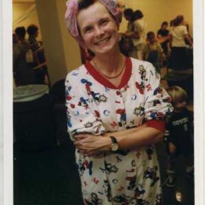 1998 alumnae Halloween Carnival