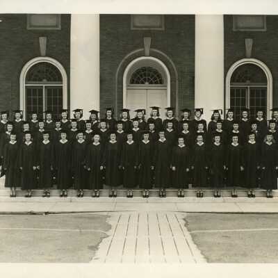 1943 W-B Graduation
