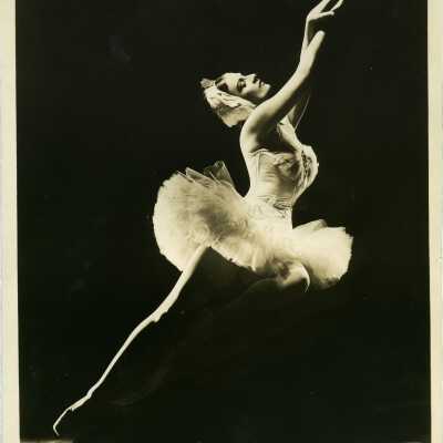 Photo of ballerina, Mia Slavenska, By Maurice Seymour, Chicago.