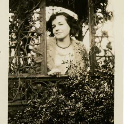 Ward-Belmont Student, Frances Johnson, in a Gazebo on Campus