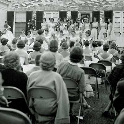 Step-singing, 1950's