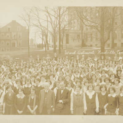 Panoramic Ward-Belmont students