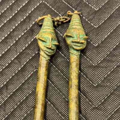 Untitled (pair of edan figures)