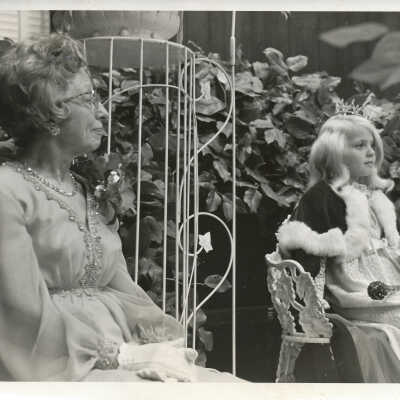 Queen Riverie and the Little Queen, 1970