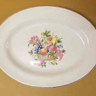 Bakerite Medium Oval Platter