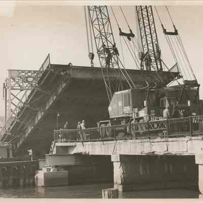 Raising the Causeway Bridge