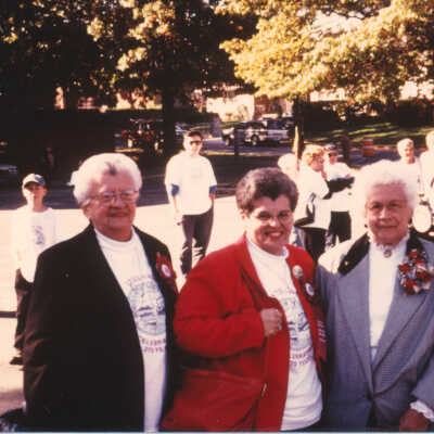 Emily Miller, Doris Miller, Gladys Benn, and Marilyn Anastasio at the start of the parade.