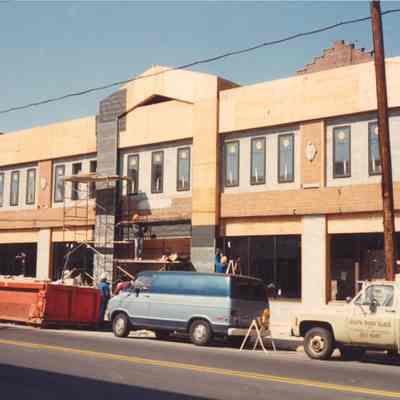 Wilshire Fashions Building Renovation