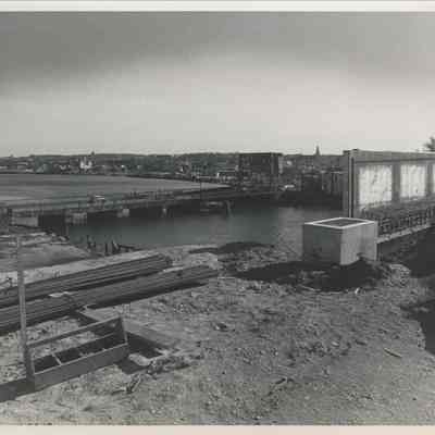 Bridge Crossing the South River